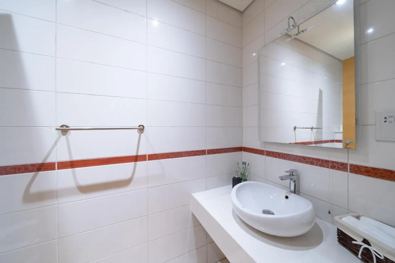 Alh Vacay - Al Furjan Quortaj Villa 3Br Dubai 0*,