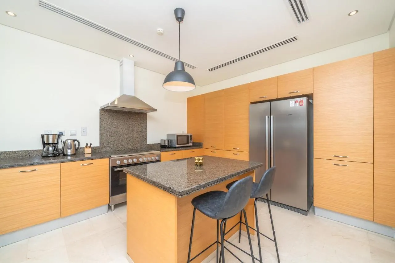 Alh Vacay - Al Furjan Quortaj Villa 3Br Dubai