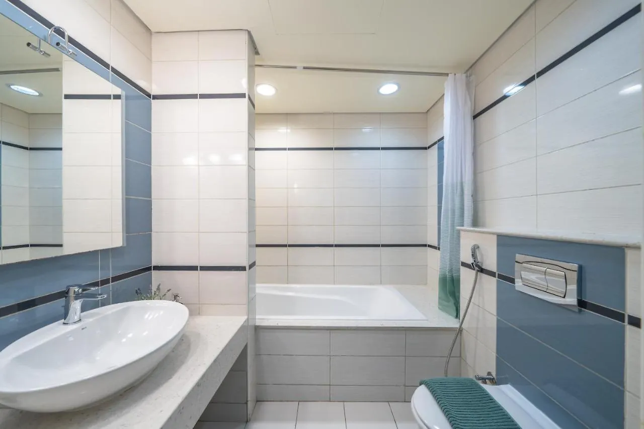 Alh Vacay - Al Furjan Quortaj Villa 3Br Dubai