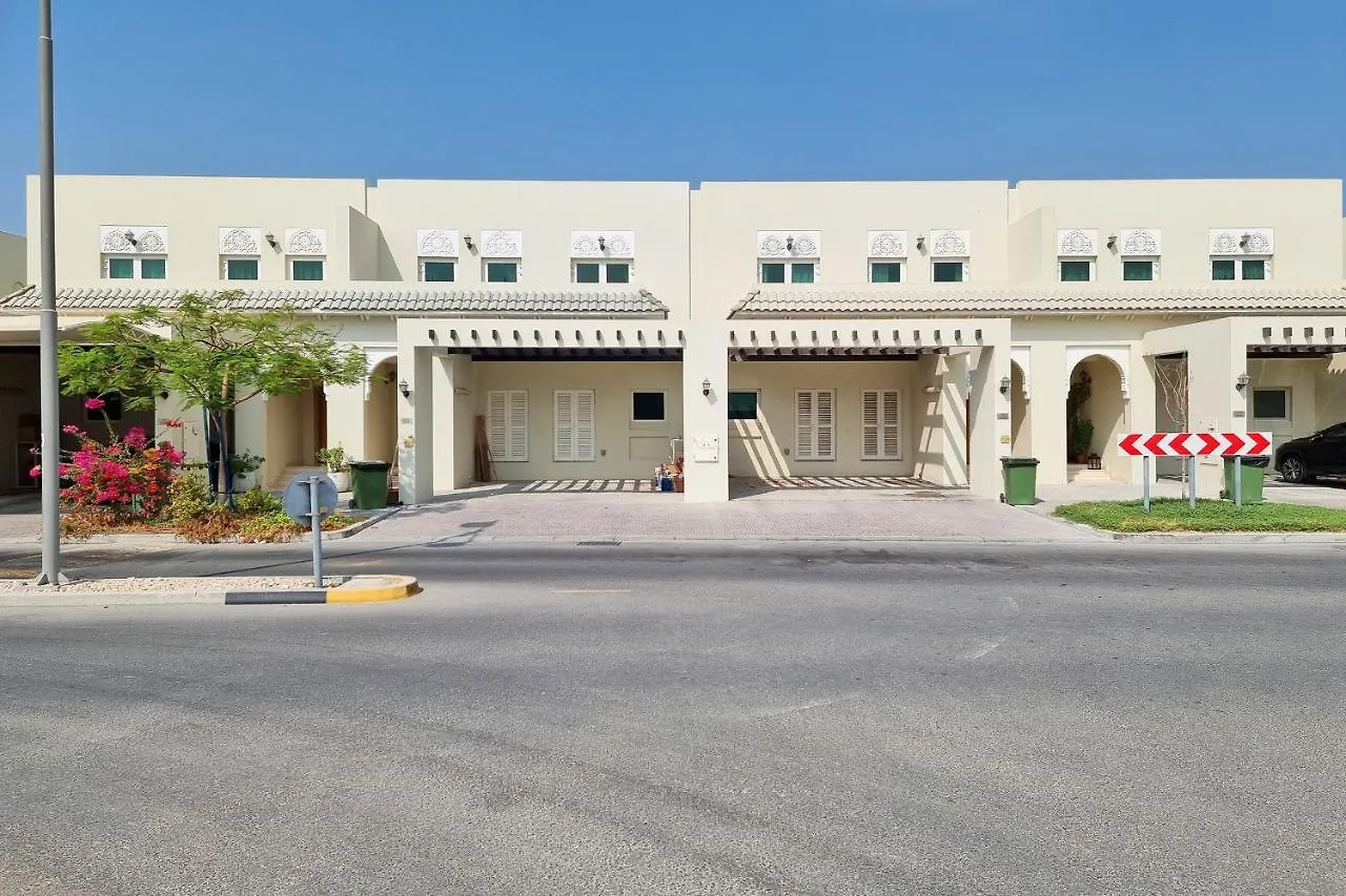 Alh Vacay - Al Furjan Quortaj Villa 3Br Dubai
