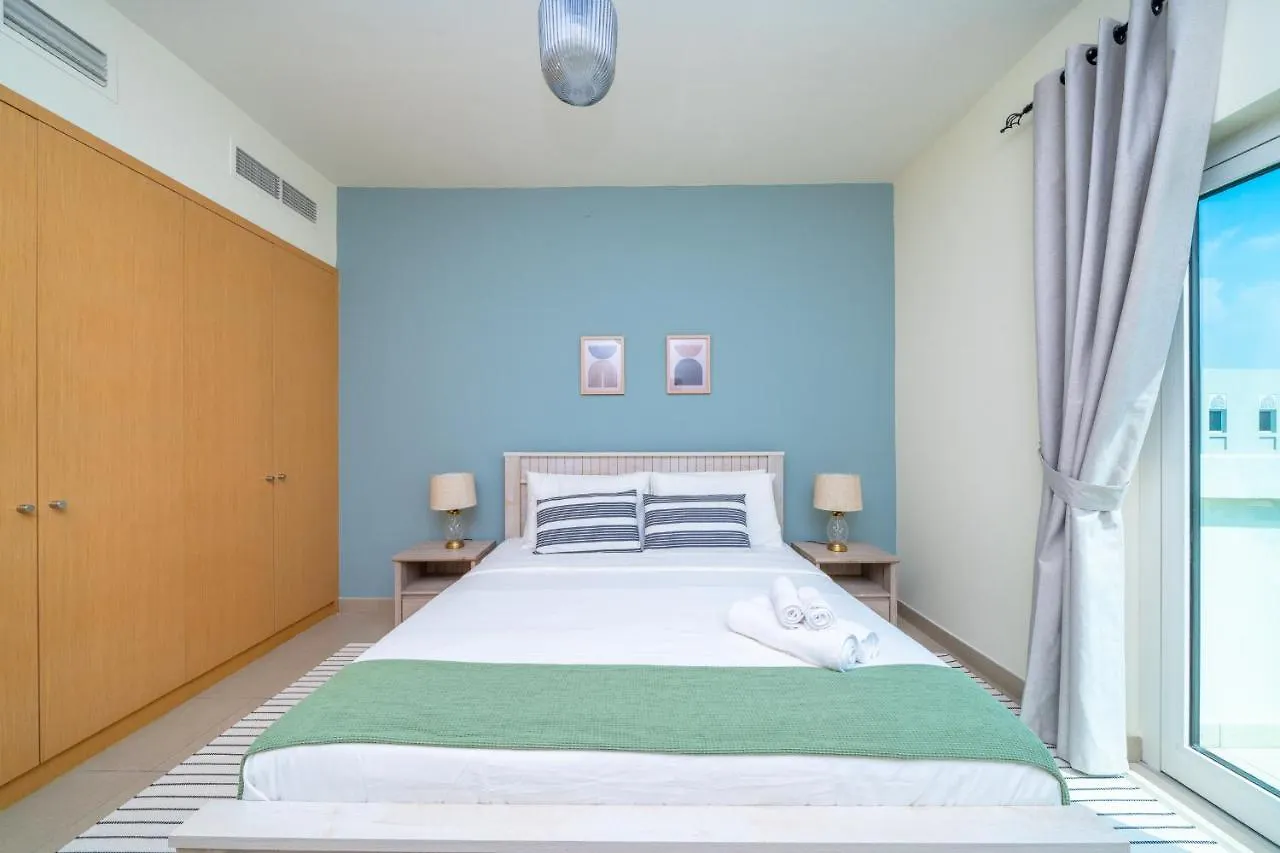 Alh Vacay - Al Furjan Quortaj Villa 3Br Dubai